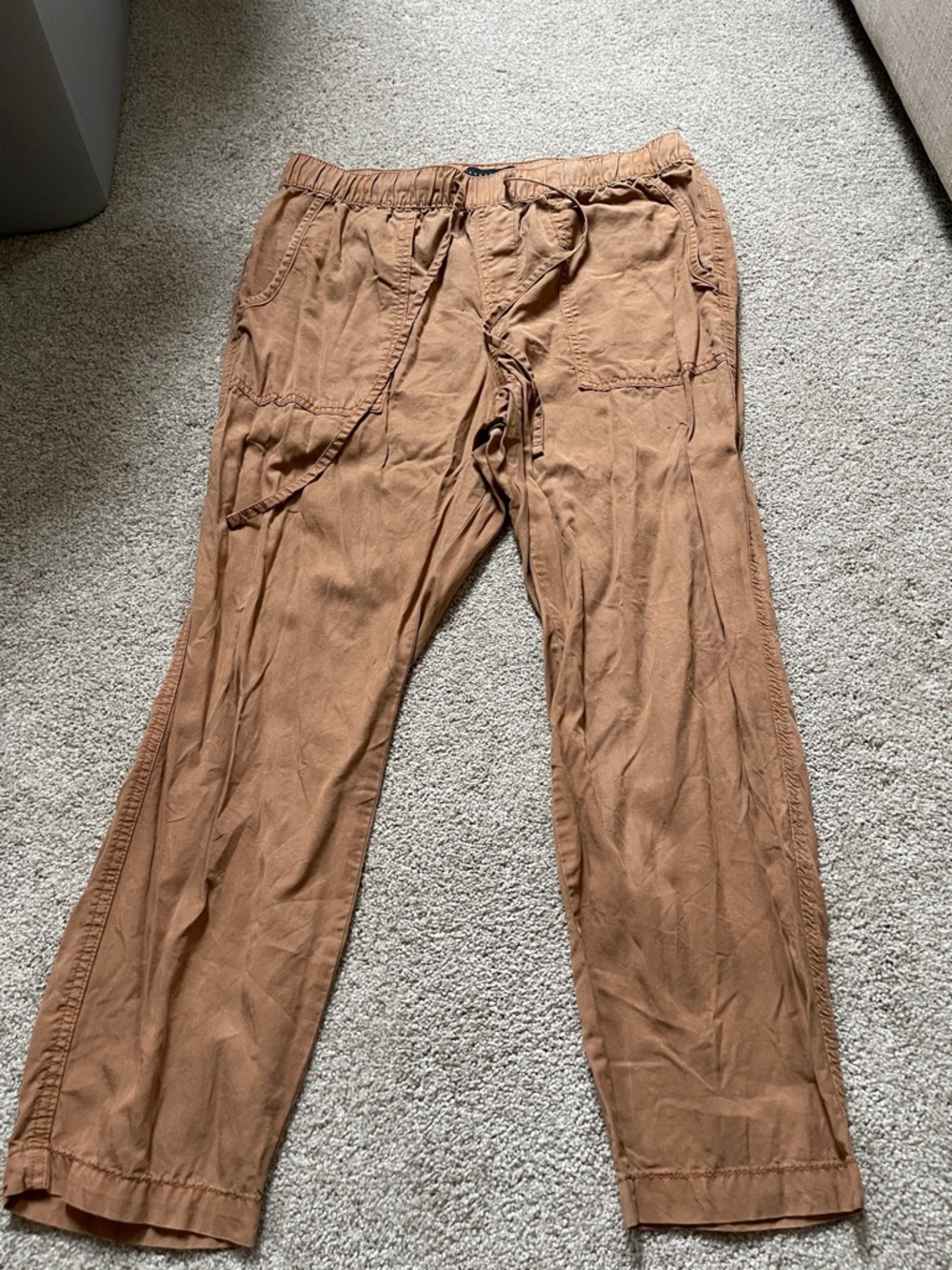 Sanctuary Women's Drawstring Chinos in Warm Tan